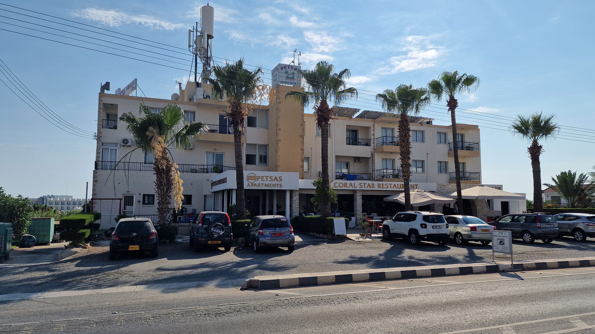 Petsas Apartments - Peyia